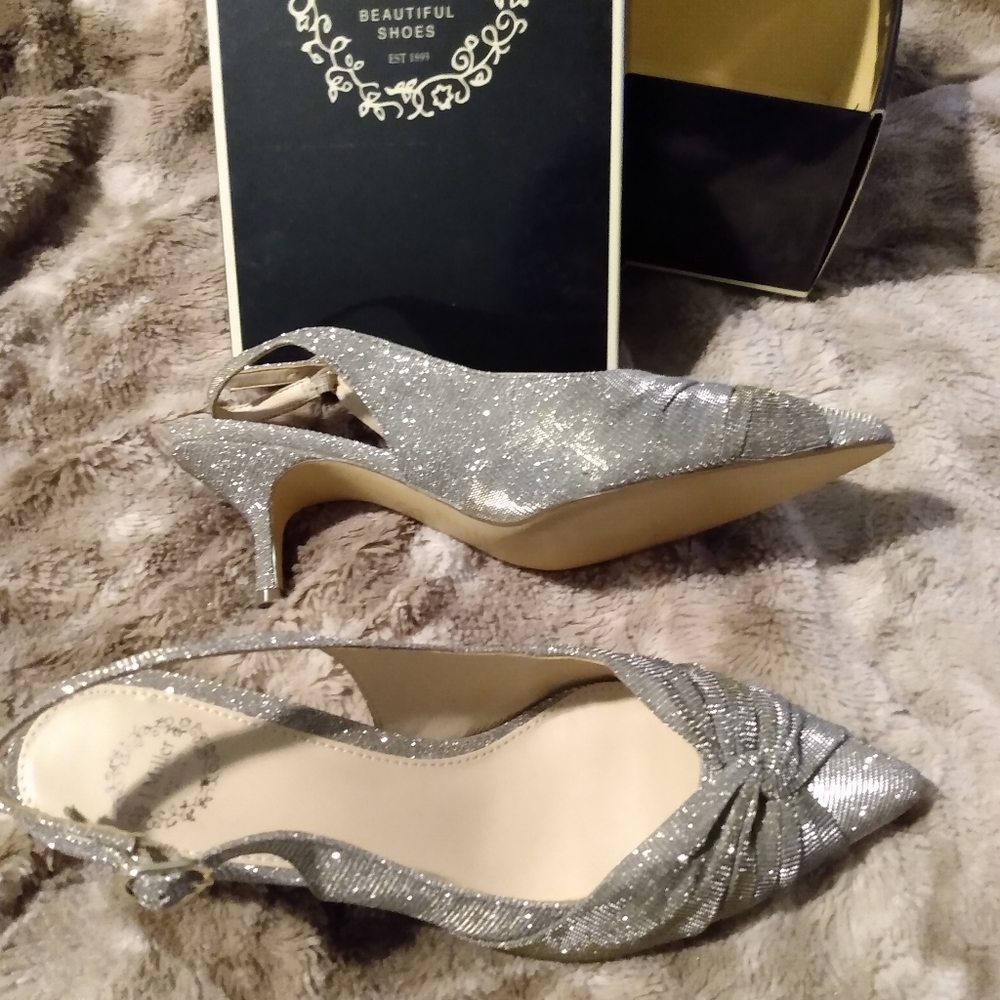 I. Miller Silver Glitter Kitten Heels - NWT